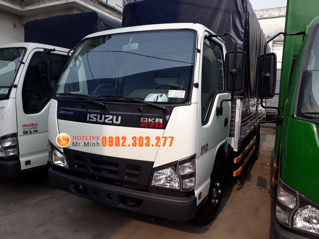Xe tải Isuzu QKR 270 thùng mui bạt Euro 4 2018